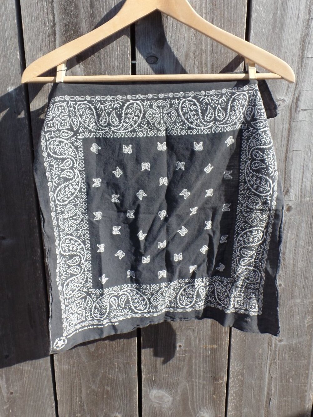 WAMCRAFT Vintage Distressed Black Bandana Scarf